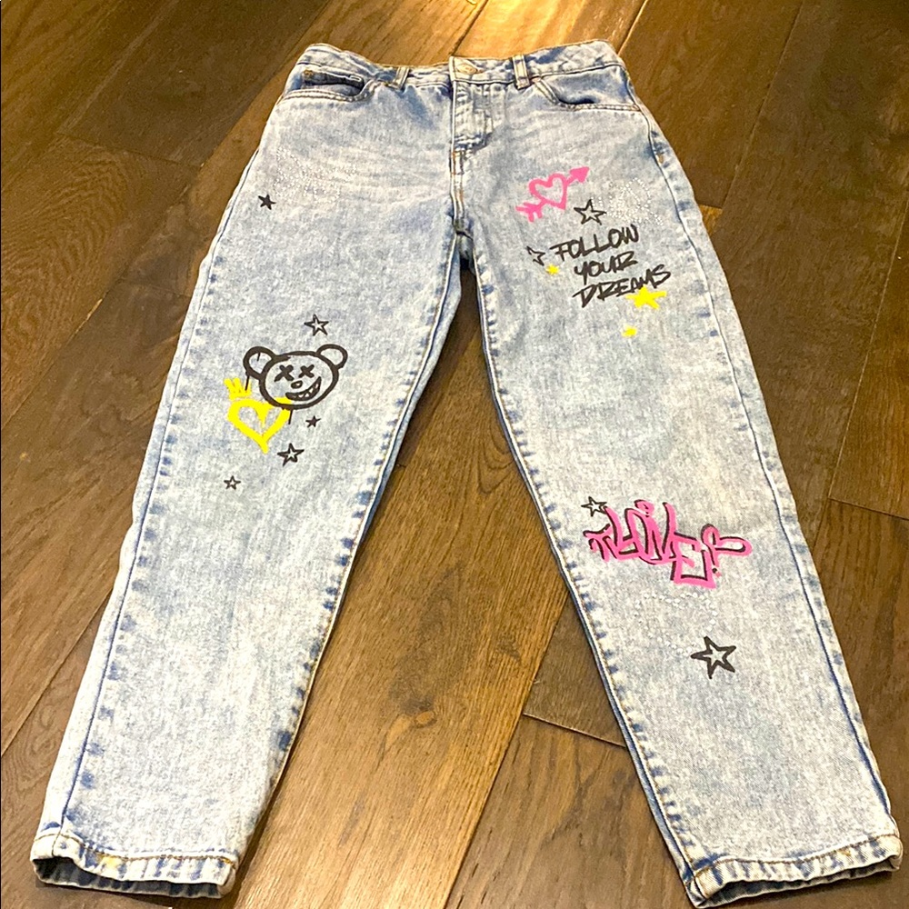 NEW, NEVER WORN BEFORE kids Blue Graphic Jeans